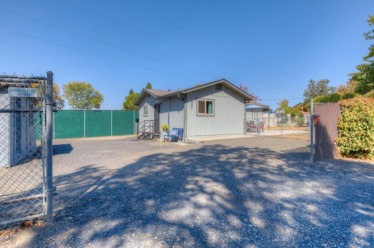 Country Charm Cottage Oroville Exterior foto